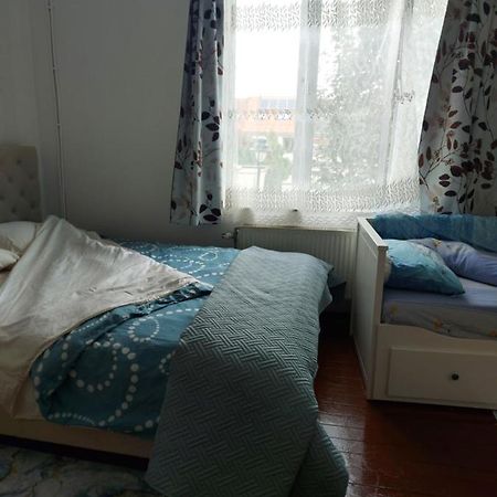 Belle Chambre Dans Un Quartier Calme Bruxelles Esterno foto